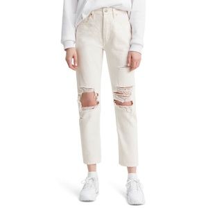 NWOT Levi’s White Distressed 501 Cut Jeans